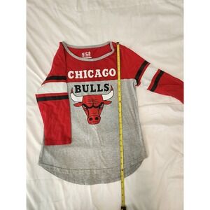 Ultra Game Chicago Bulls NBA T-Shirt 3/4 Sleeve Top Graphic Tee Medium‎